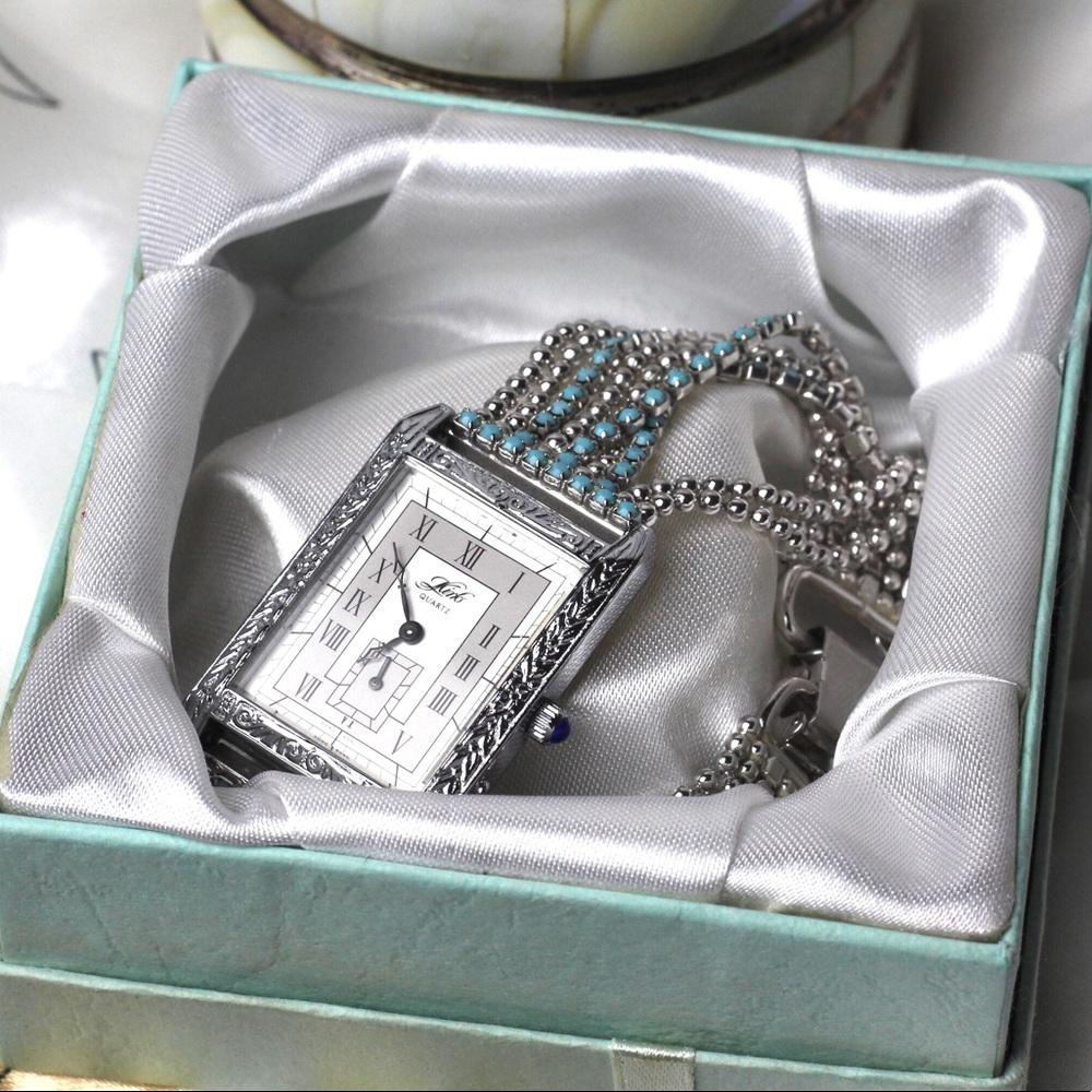 Chain Watch - Picture 3 of 6